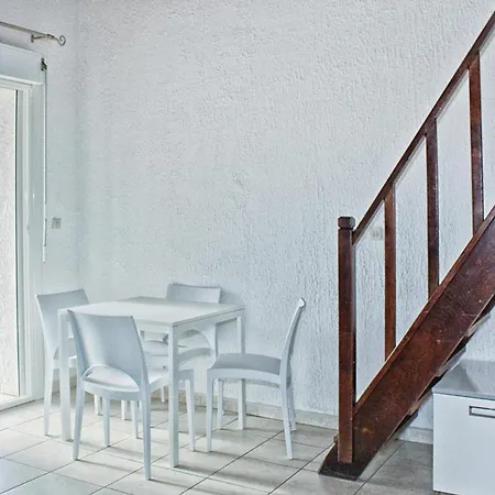 Apartment In Corsica Near Sandy Beach, Cleaning Included Santa-Lucia-di-Moriani